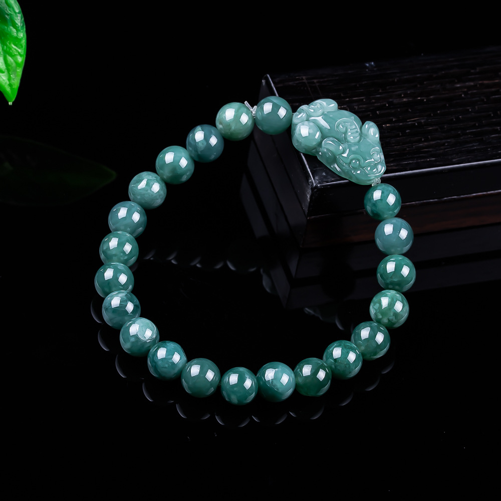 Natürliches burmesisches Jadei – Jewelry & Watches Sp Z Oo Ul Frezerów 3 Bewertung und Preis