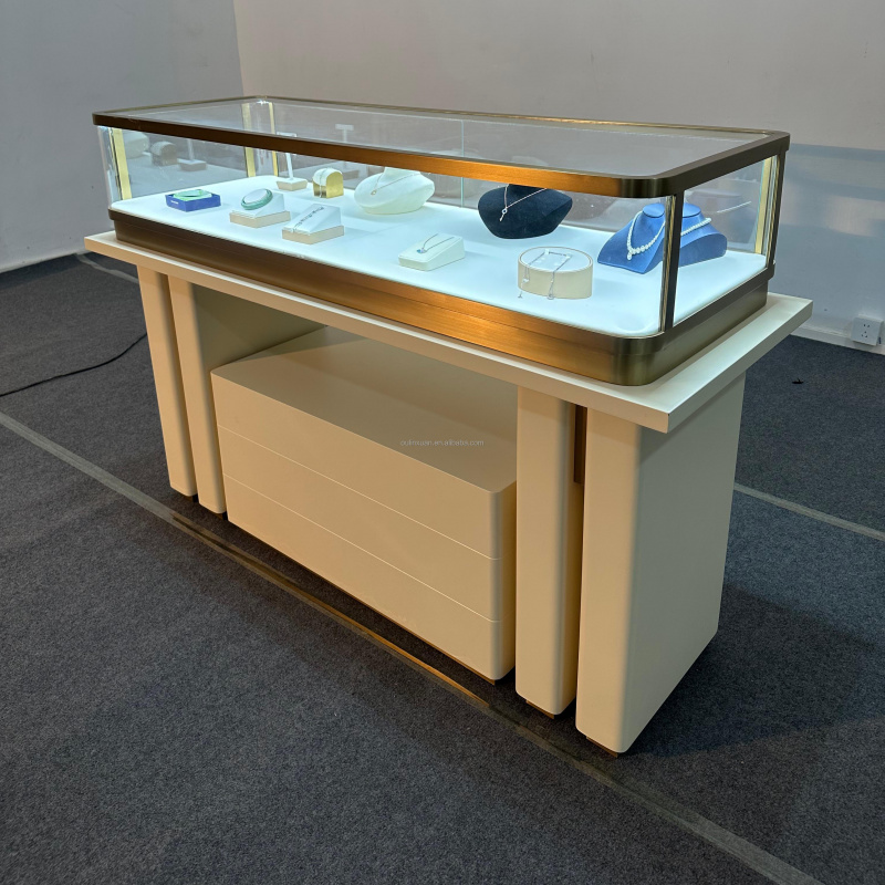Maßgefertigter Edelstahl-Schmu – Jewelry And Watches Exhibition Bewertung und Preis